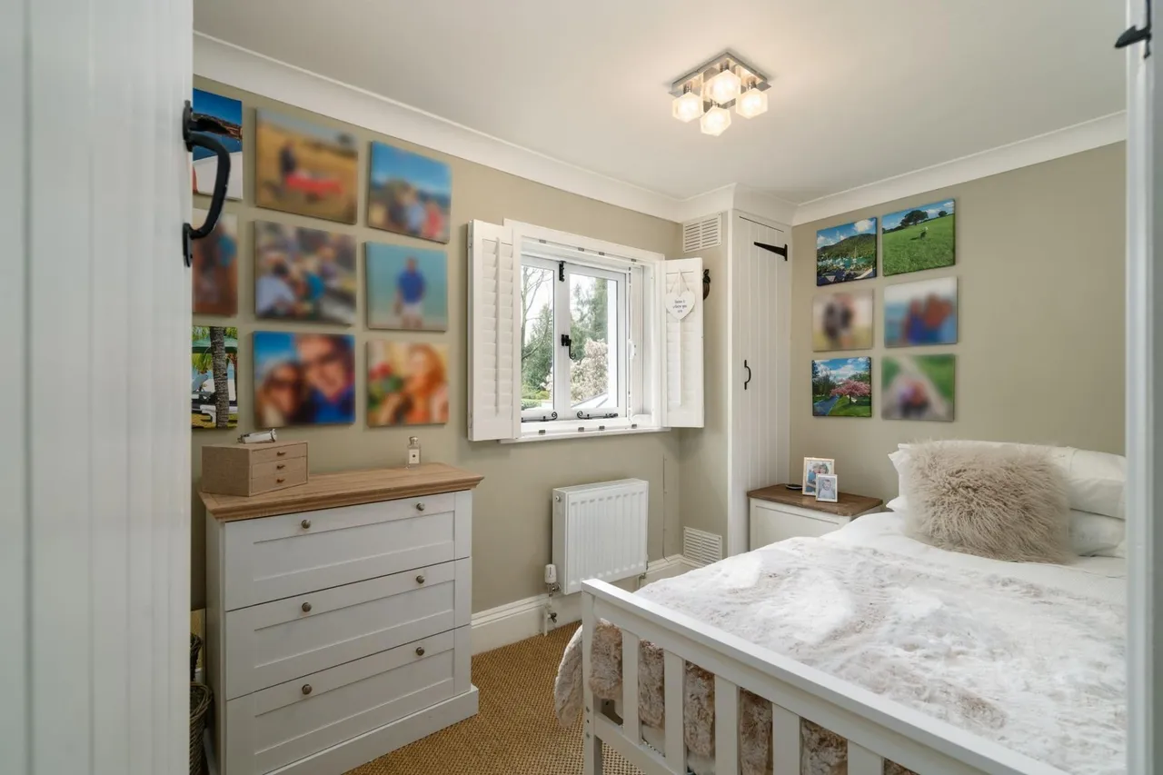 The Green, Woldingham, CR3, photo 16