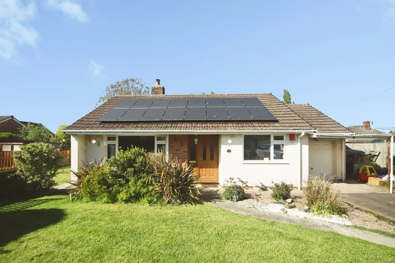 2 bed house for sale, The Grove, Taunton, TA3