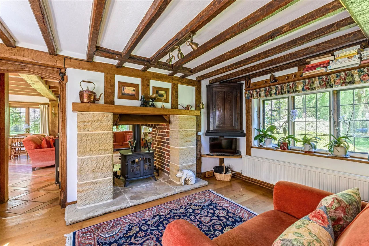 Wilmots Lane, Horne, RH6, photo 6