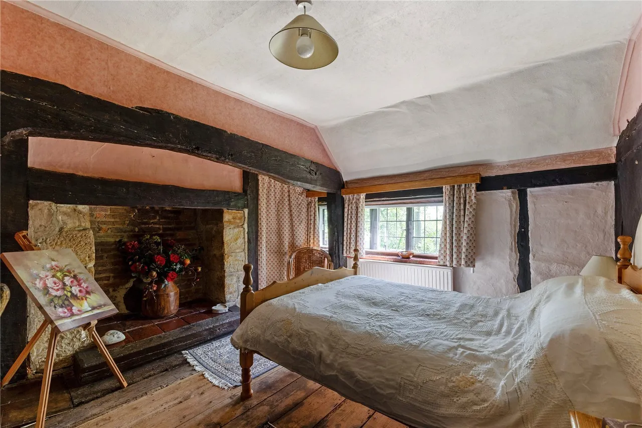 Wilmots Lane, Horne, RH6, photo 13