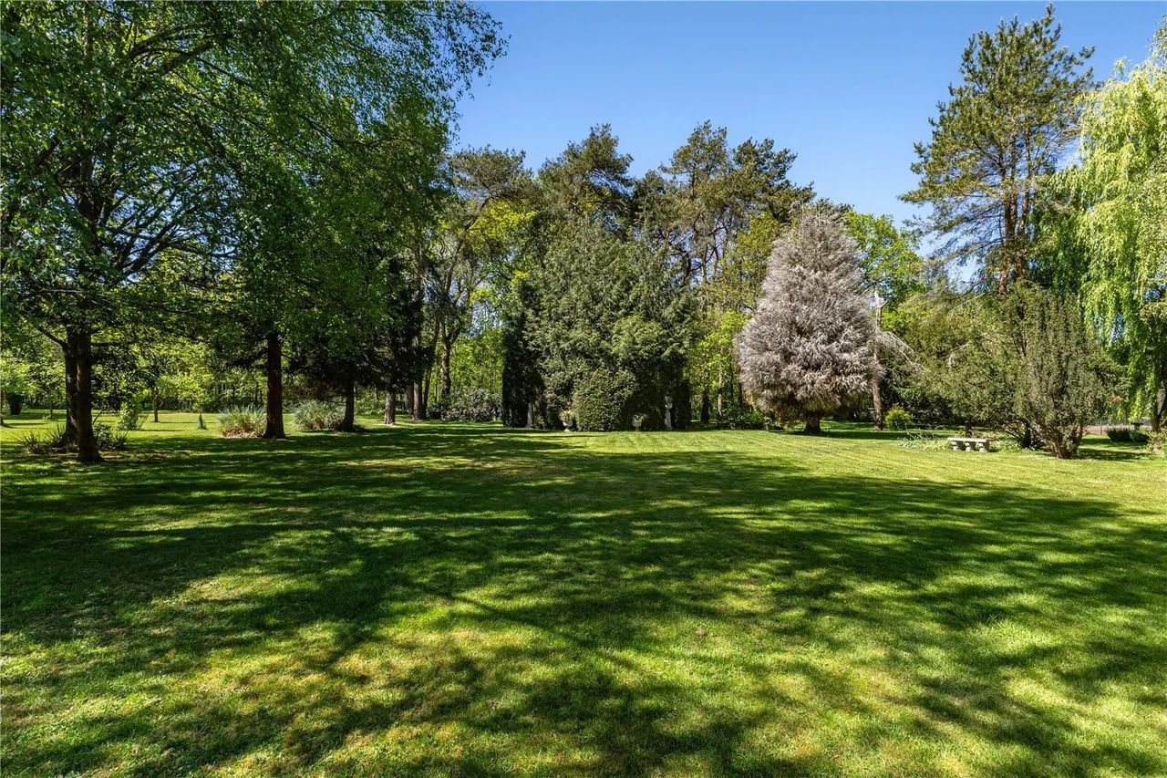 Wilmots Lane, Horne, RH6, photo 20