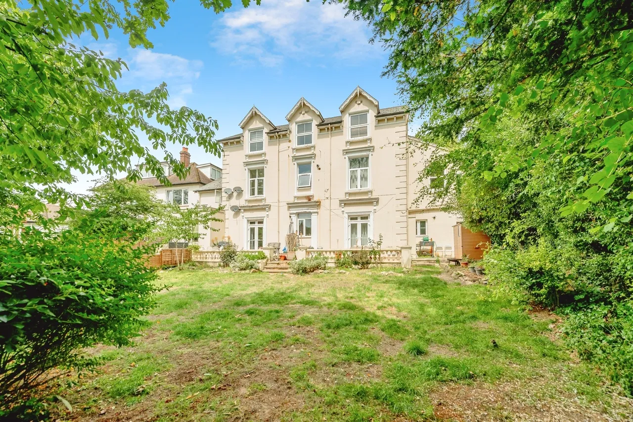 Linkfield Lane, Redhill, photo 9