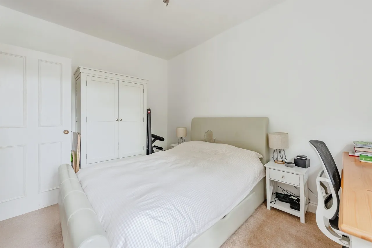 Linkfield Lane, Redhill, photo 7