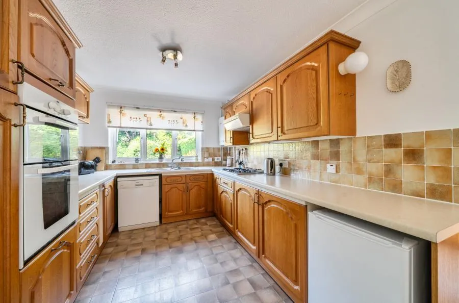 Selham Close, Chichester, PO19, photo 8