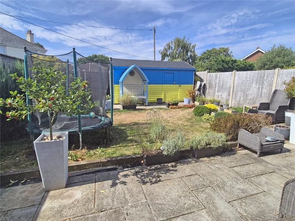New Milton, Hampshire, photo 16