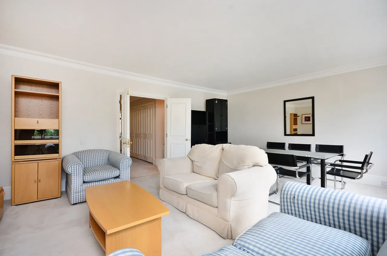 70f Queens Gate, London, photo 8