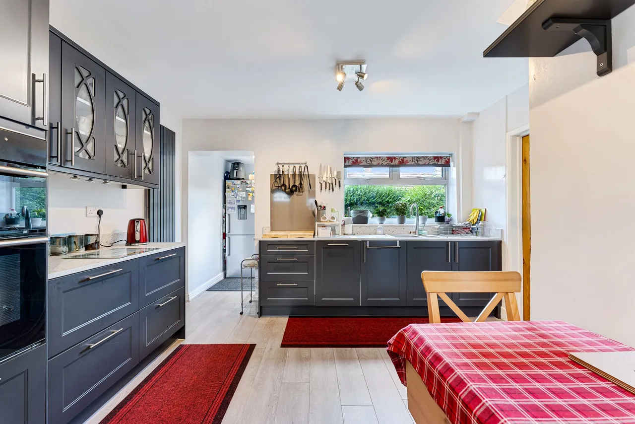 Hayes Crescent, Frodsham, Frodsham, WA6 7PG, photo 3