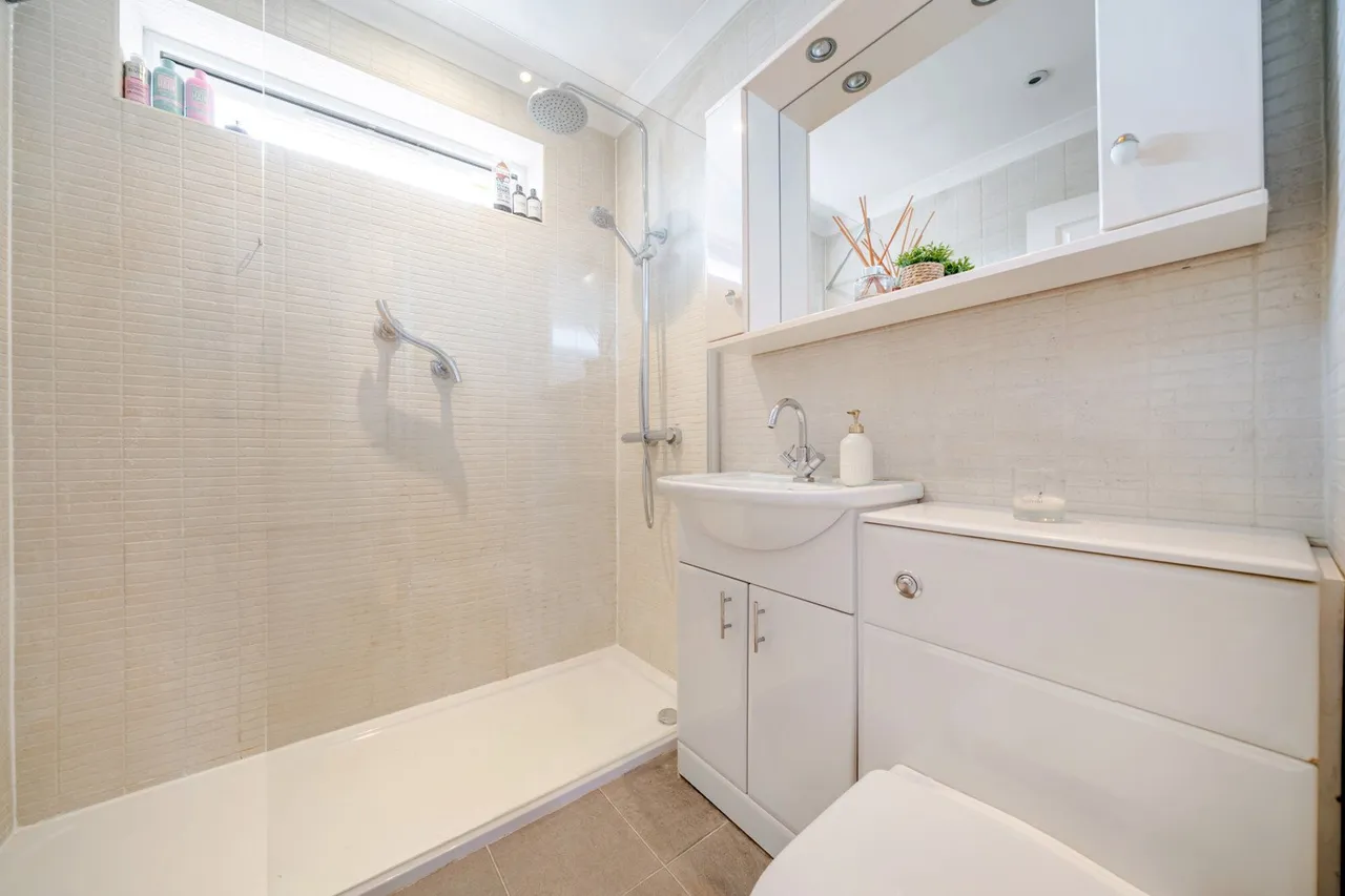 Langford Place, DA14, photo 9
