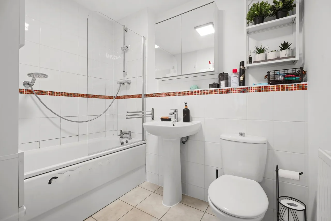 Wodell Drive, Wolverton, MK12, photo 8