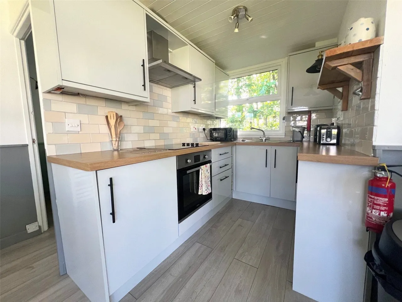 Roch, Haverfordwest, SA62, photo 10