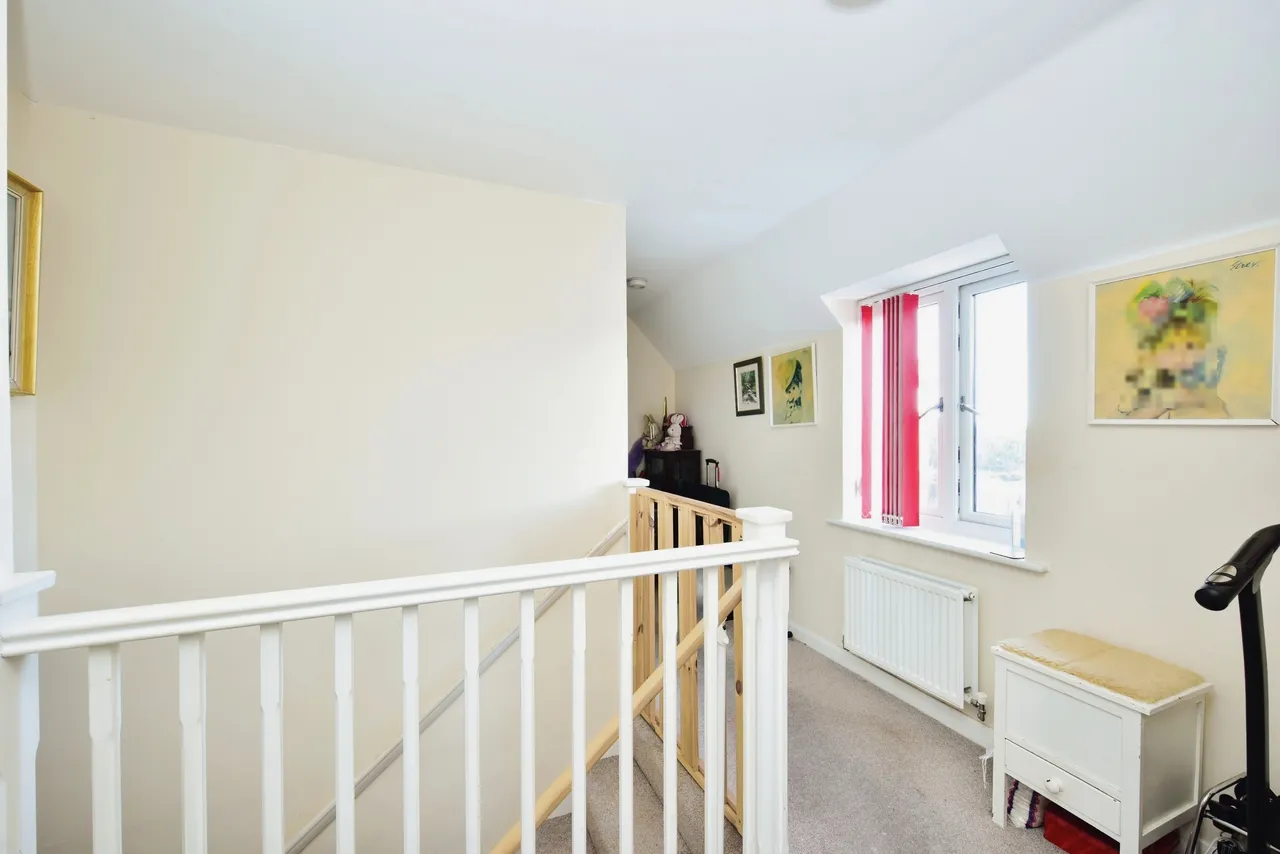 Swallow Avenue, Iwade, Sittingbourne, Kent, ME9, photo 14