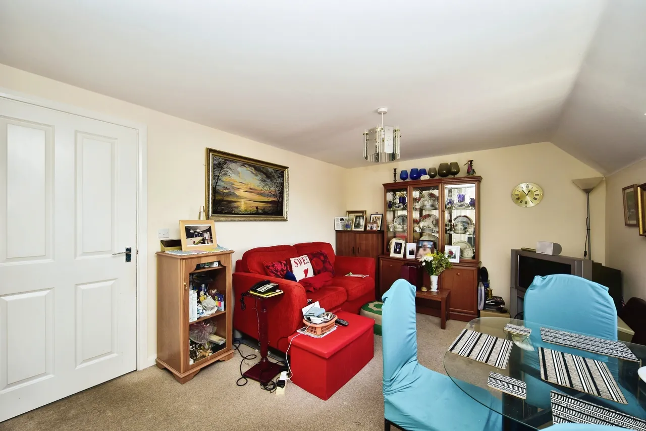 Swallow Avenue, Iwade, Sittingbourne, Kent, ME9, photo 4