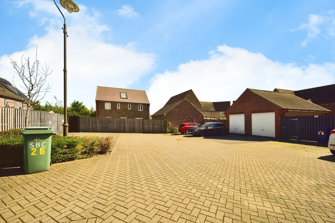 Swallow Avenue, Iwade, Sittingbourne, Kent, ME9, photo 16