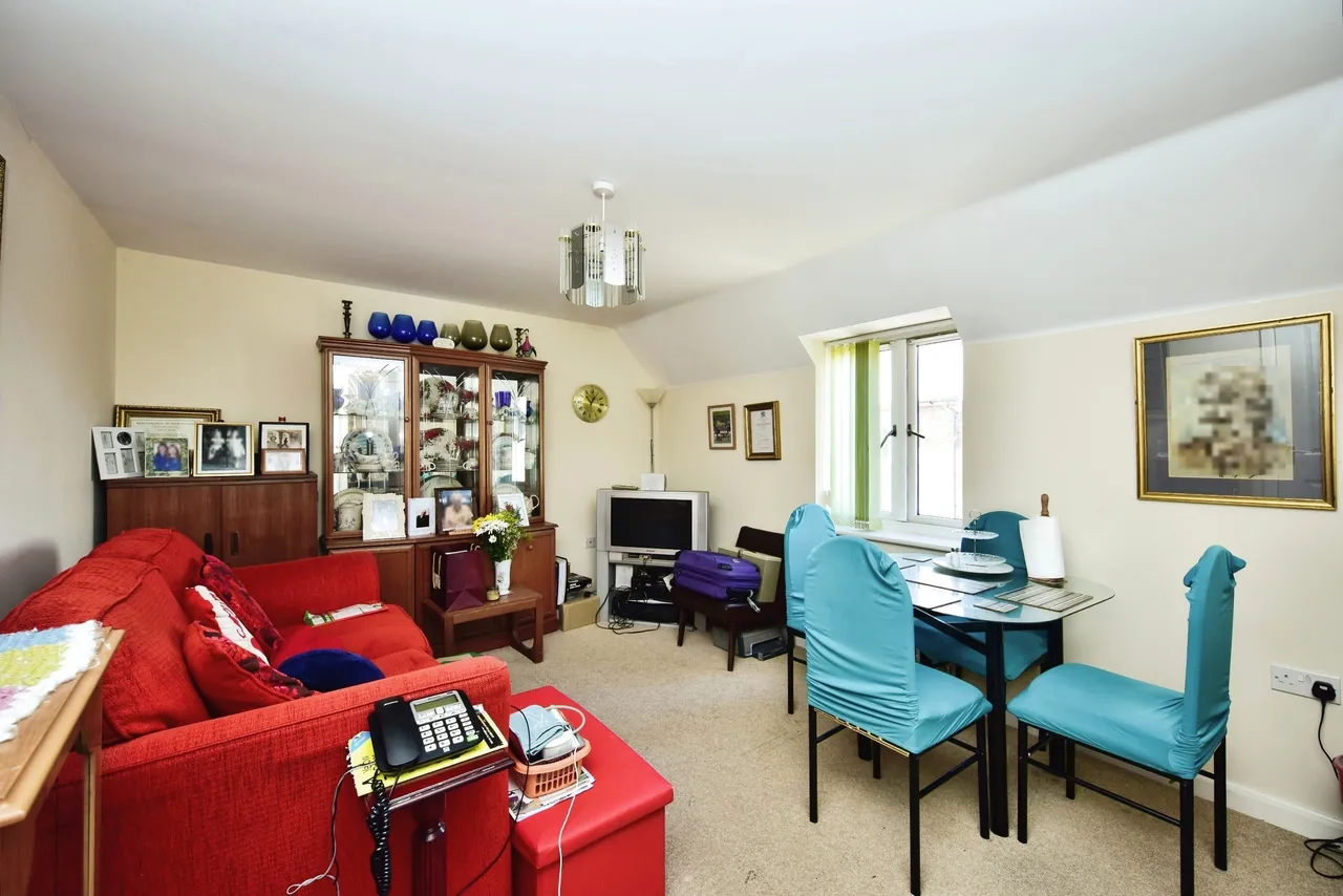 Swallow Avenue, Iwade, Sittingbourne, Kent, ME9, photo 17