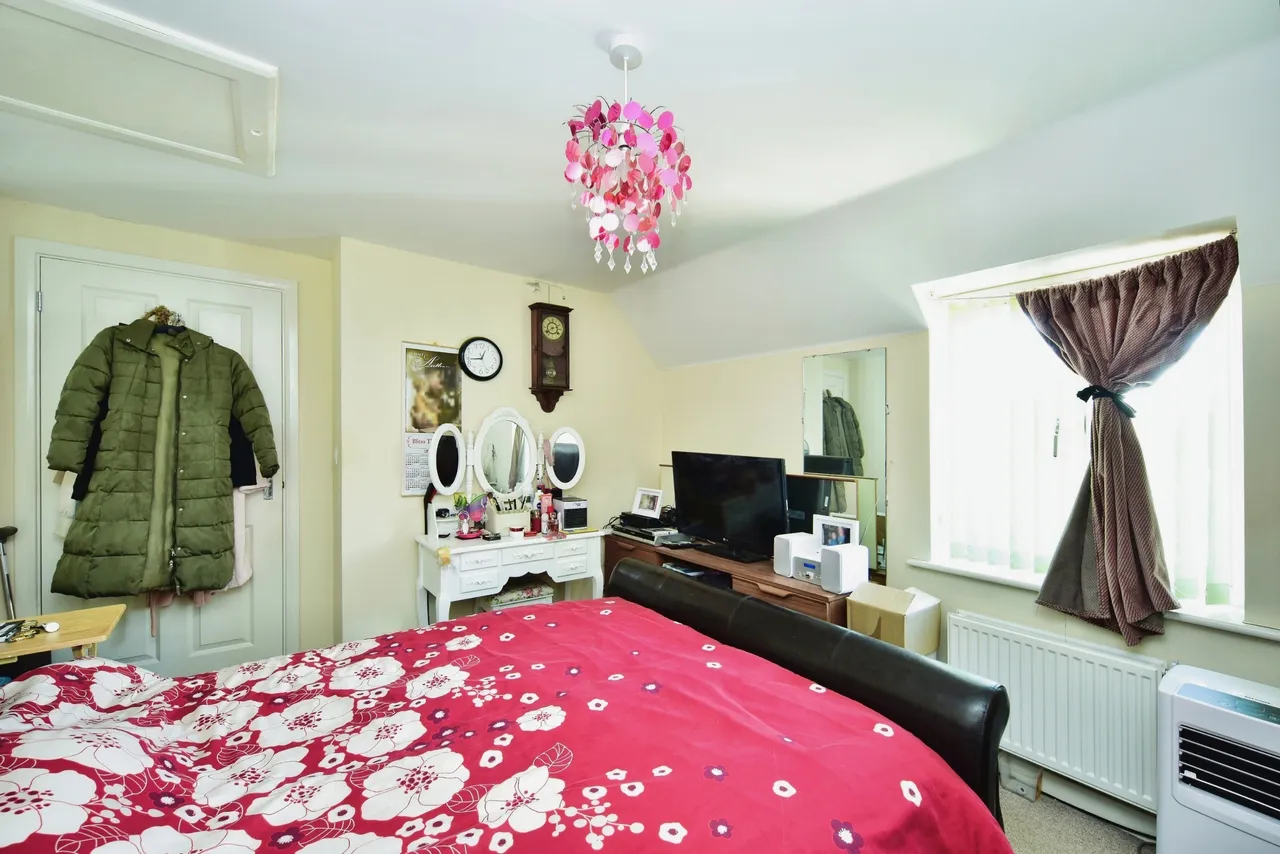 Swallow Avenue, Iwade, Sittingbourne, Kent, ME9, photo 2