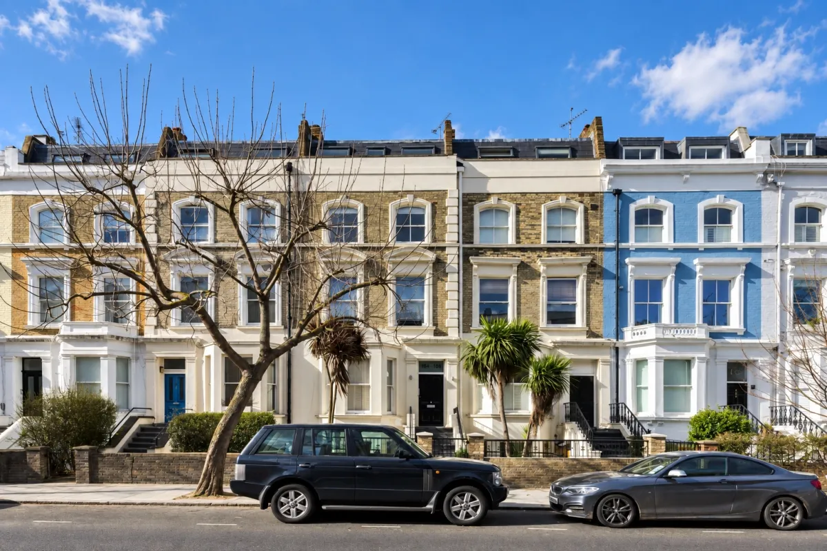 1 bed flat to rent — Lancaster Road London W11
