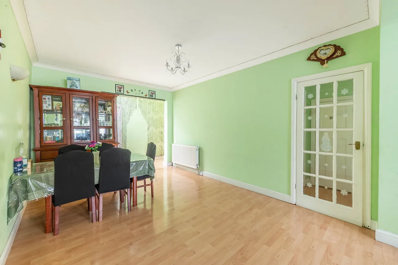 20 Maricas Avenue, Harrow, photo 3