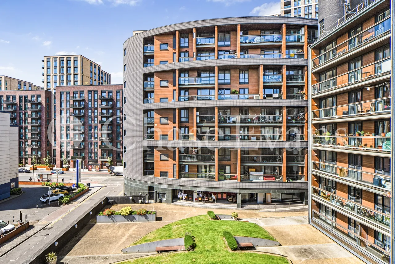Hallsville Road, Canning Town, E16, photo 15