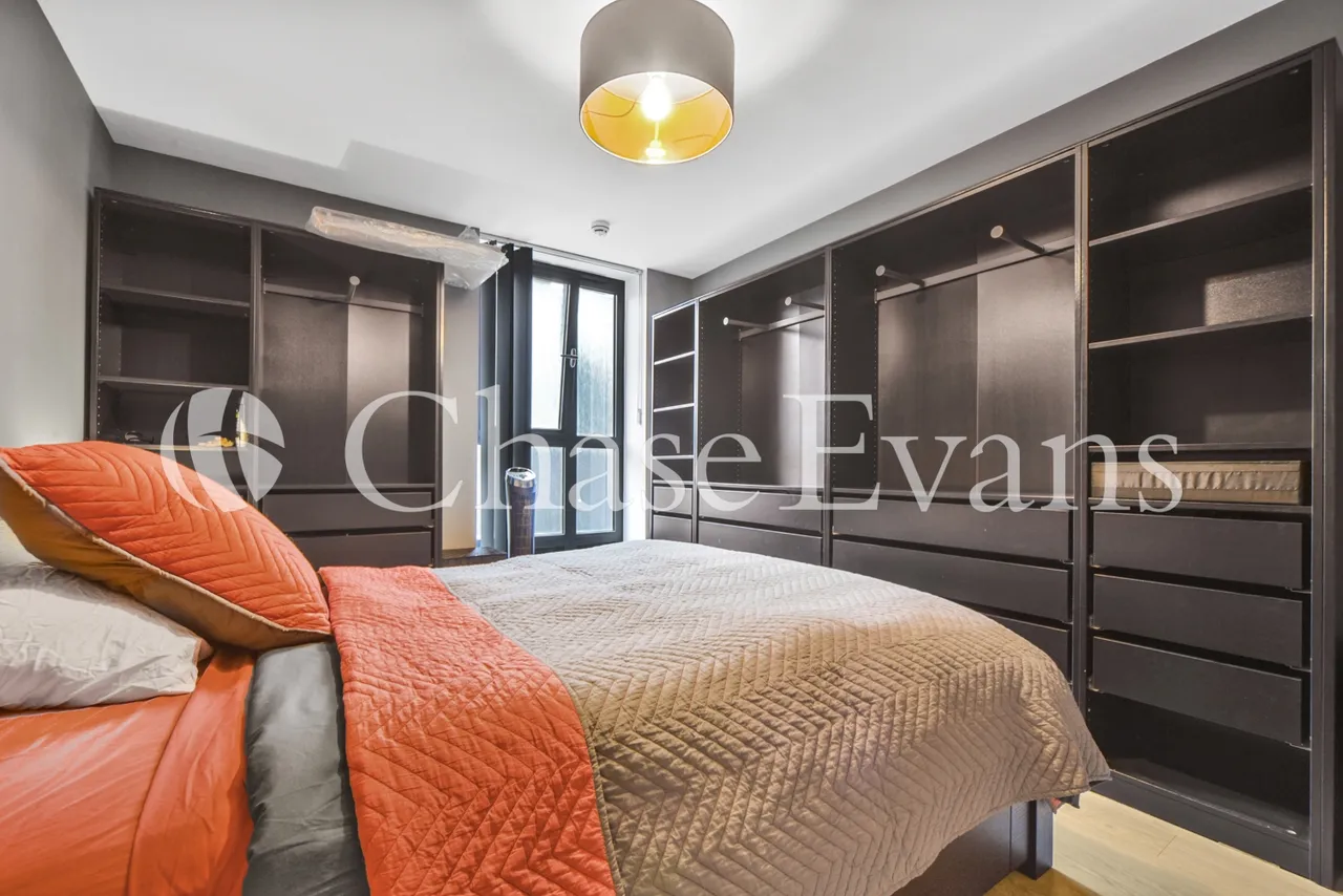 Hallsville Road, Canning Town, E16, photo 11