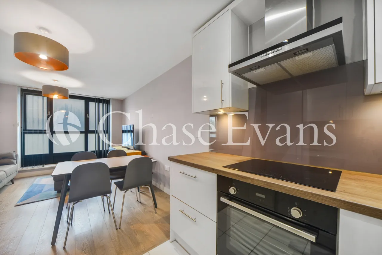 Hallsville Road, Canning Town, E16, photo 5