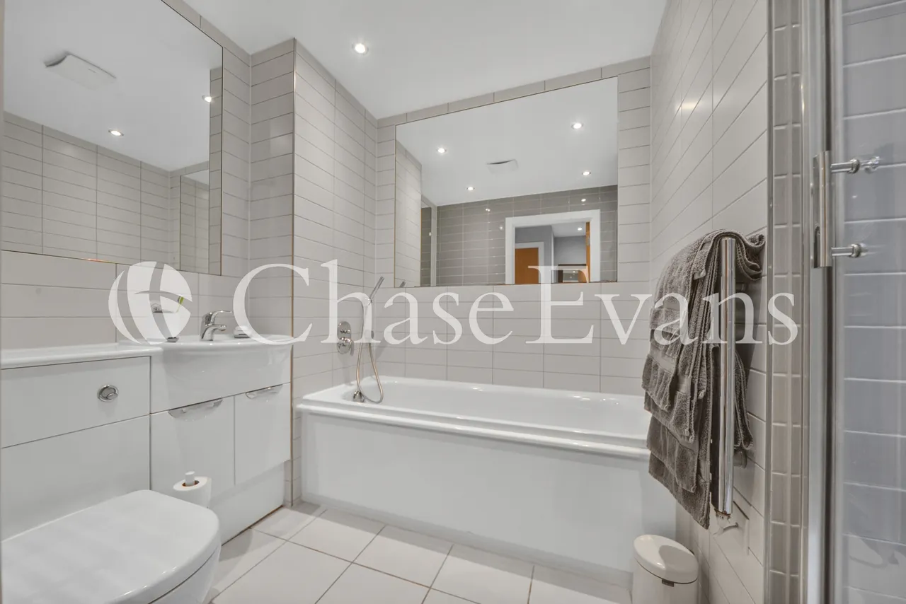 Hallsville Road, Canning Town, E16, photo 14