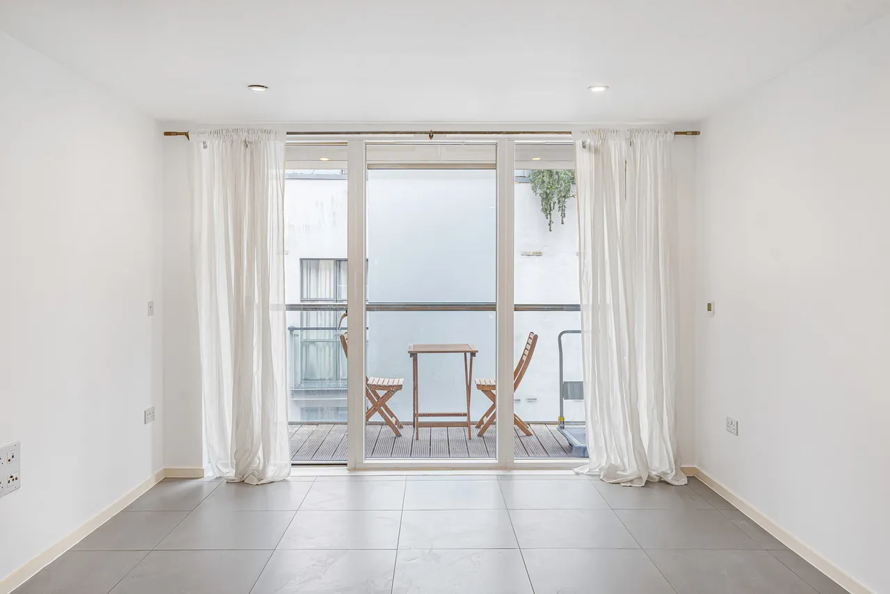 1 bed flat for sale, Dance Square, London, EC1V