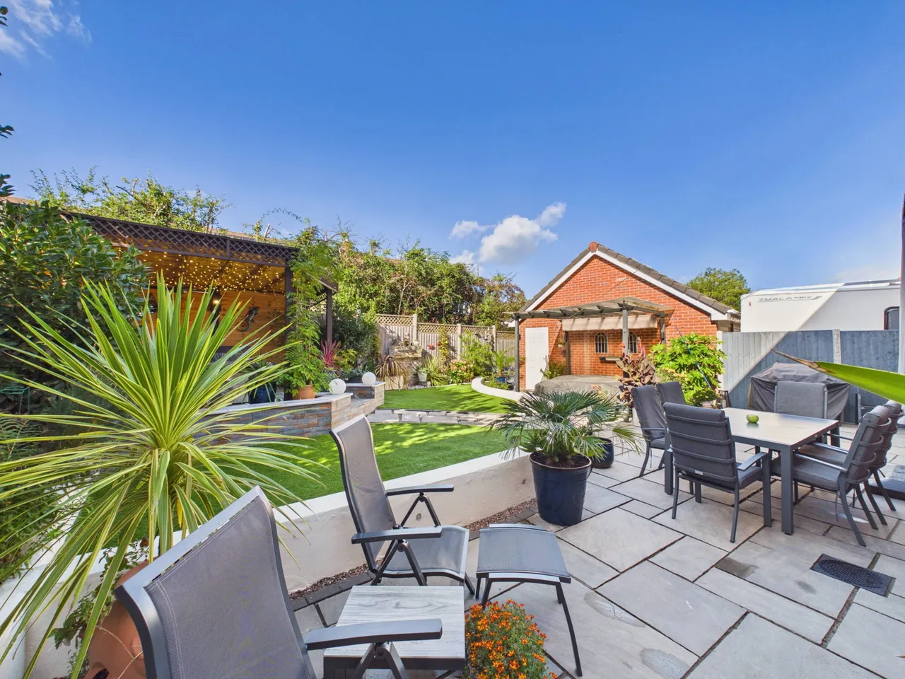 Kestrel Crescent, Droitwich, WR9, photo 18