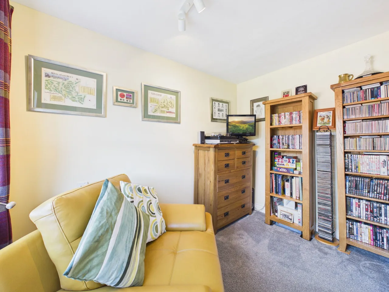 Kestrel Crescent, Droitwich, WR9, photo 9