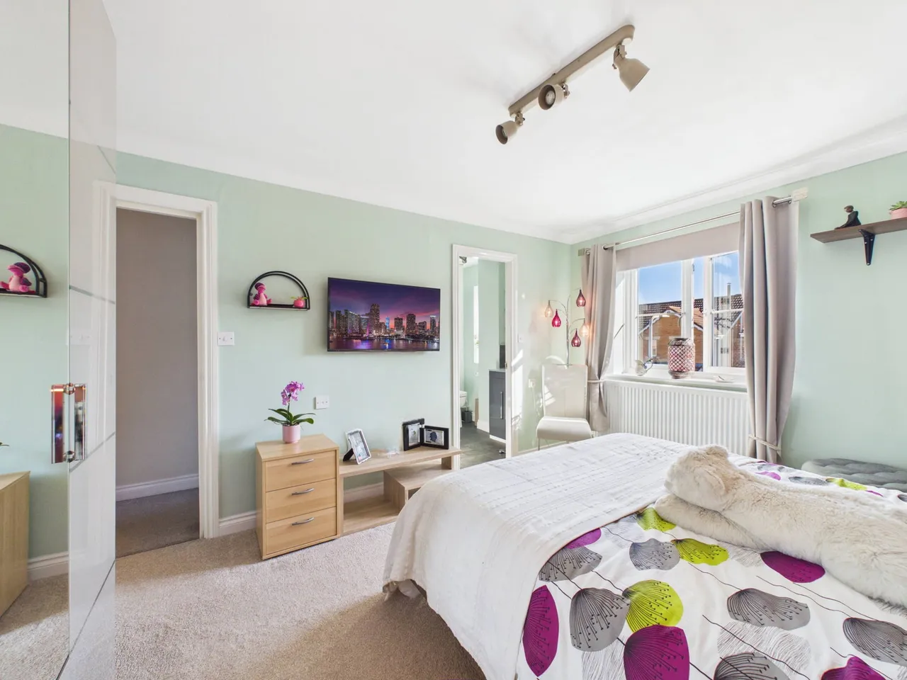 Kestrel Crescent, Droitwich, WR9, photo 11