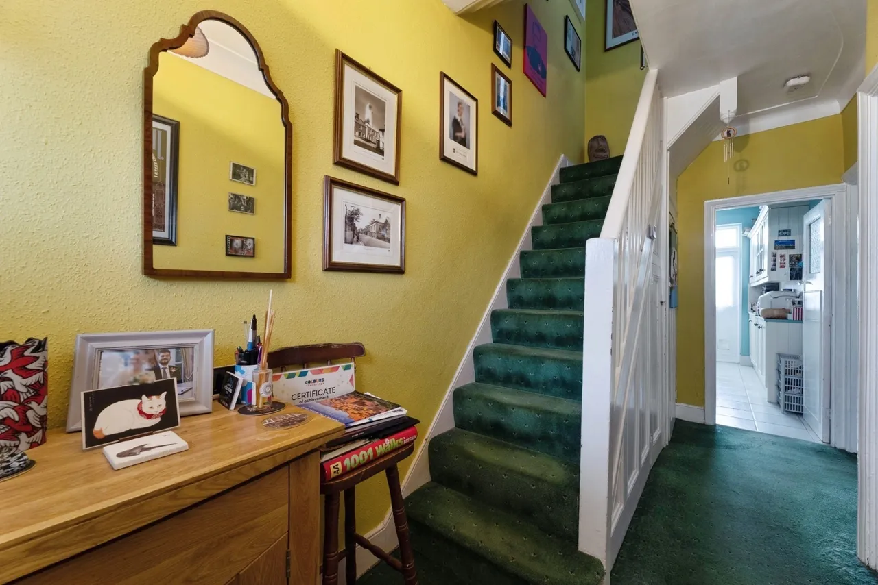 Fairway Gardens, Ilford, IG1, photo 17
