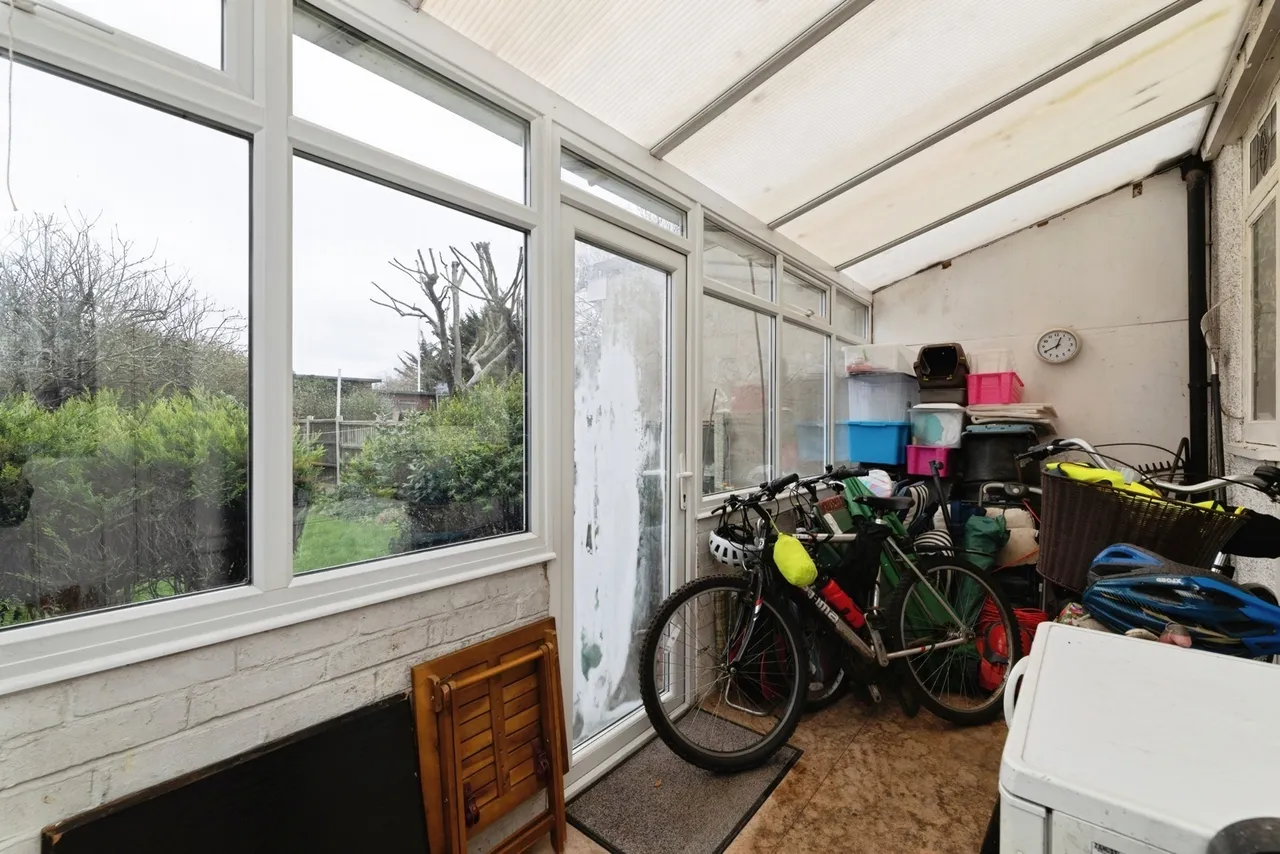 Fairway Gardens, Ilford, IG1, photo 15