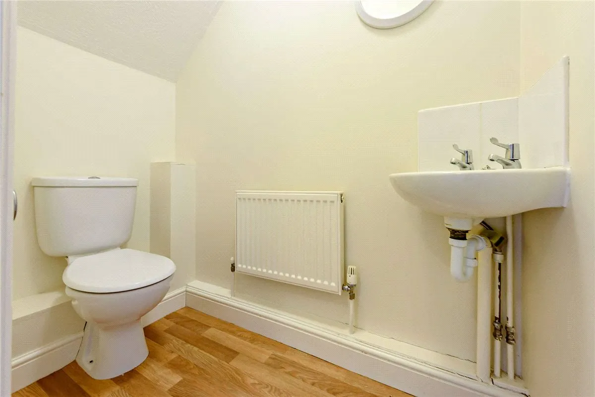 Hedge Row, Gore End Road, RG20, photo 12