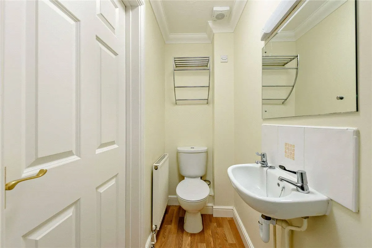 Hedge Row, Gore End Road, RG20, photo 10