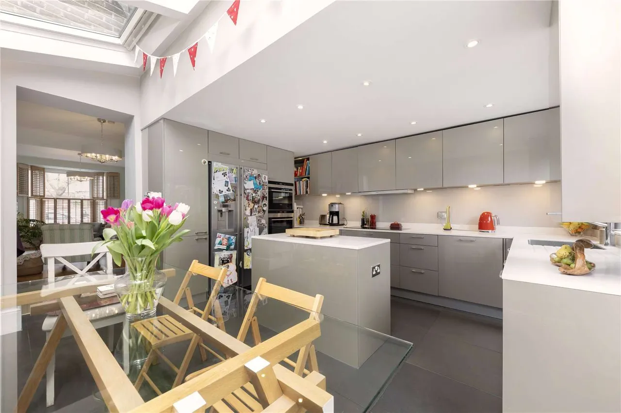 Home Road, London, SW11 3EZ, photo 3
