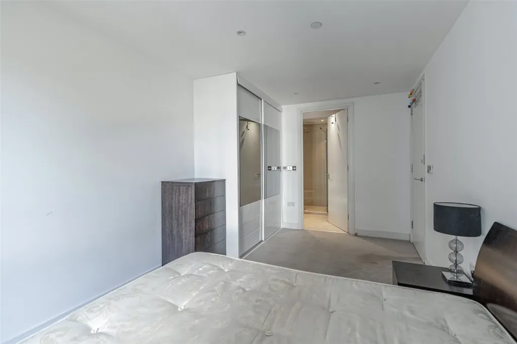 Commercial Street, Aldgate, E1, photo 22