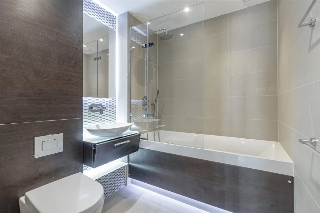 Commercial Street, Aldgate, E1, photo 24