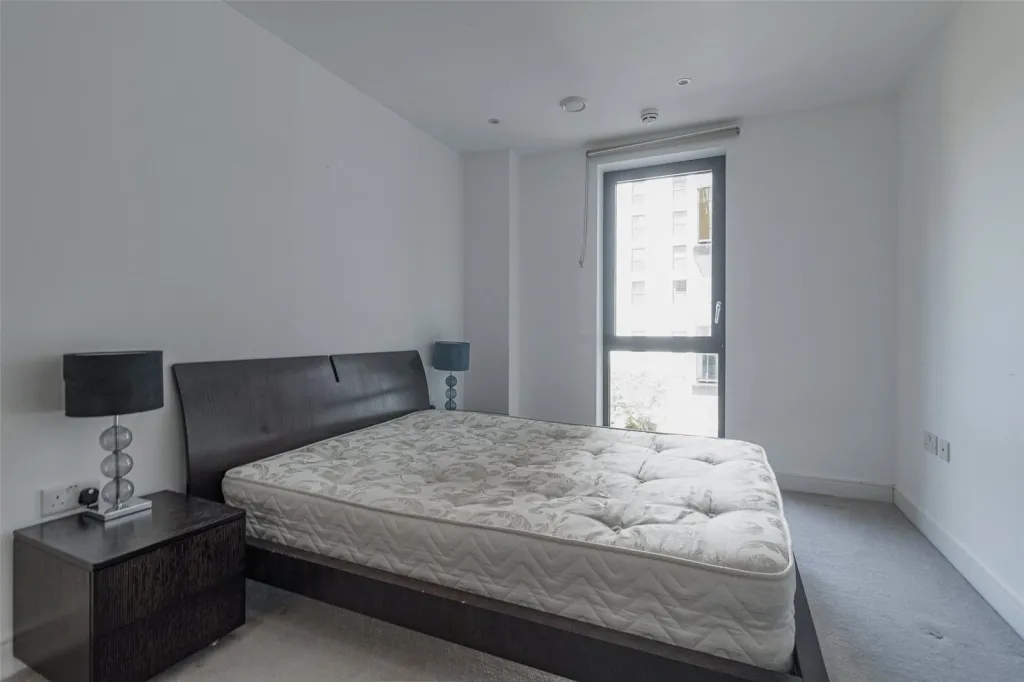 Commercial Street, Aldgate, E1, photo 21