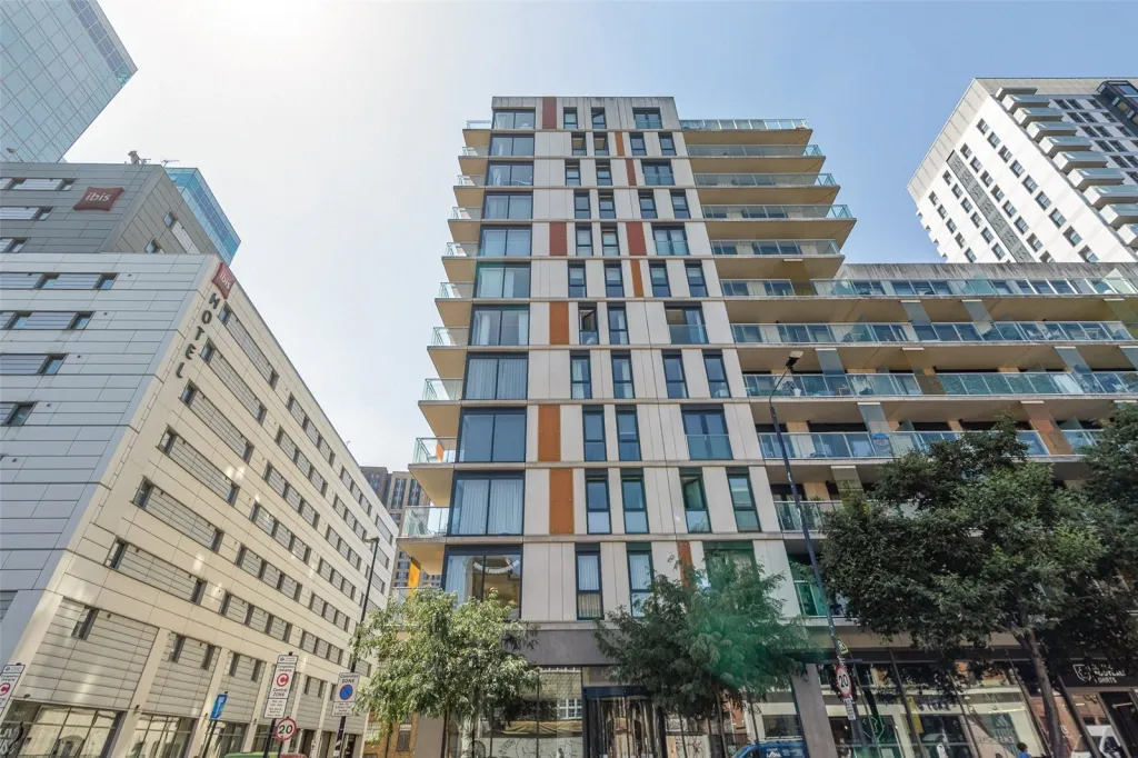 Commercial Street, Aldgate, E1, photo 25