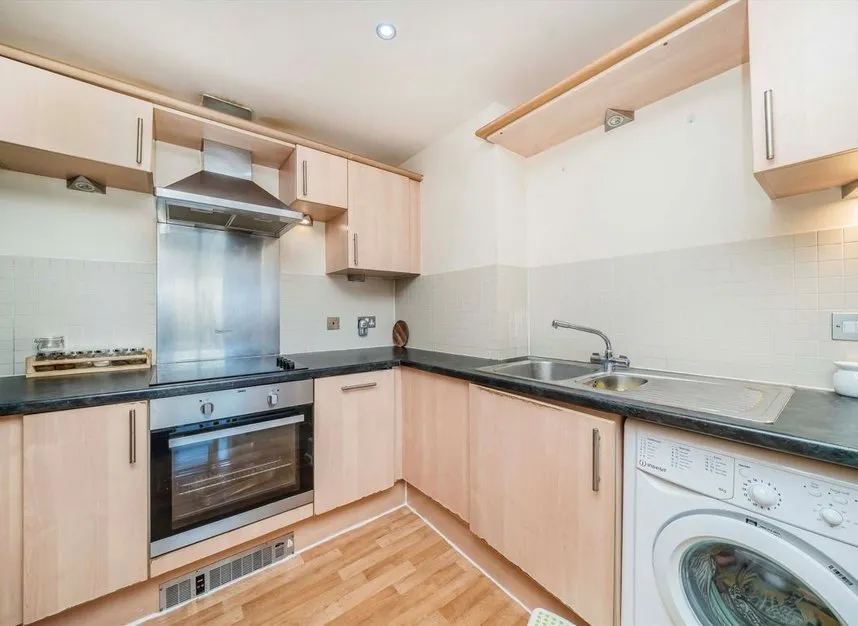 The Bittoms, Kingston Upon Thames, KT1, photo 2