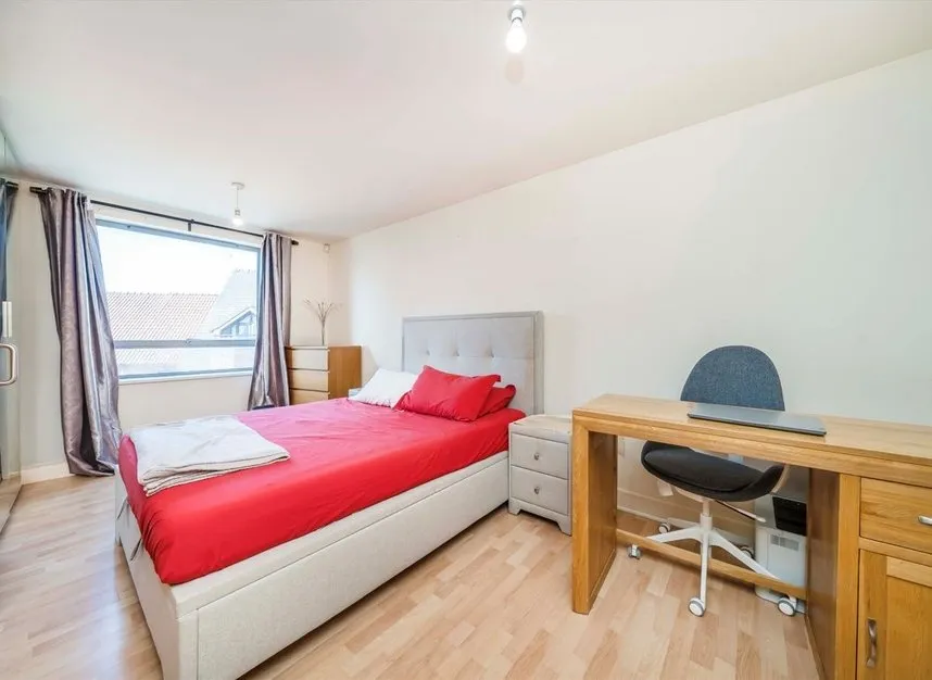 The Bittoms, Kingston Upon Thames, KT1, photo 4