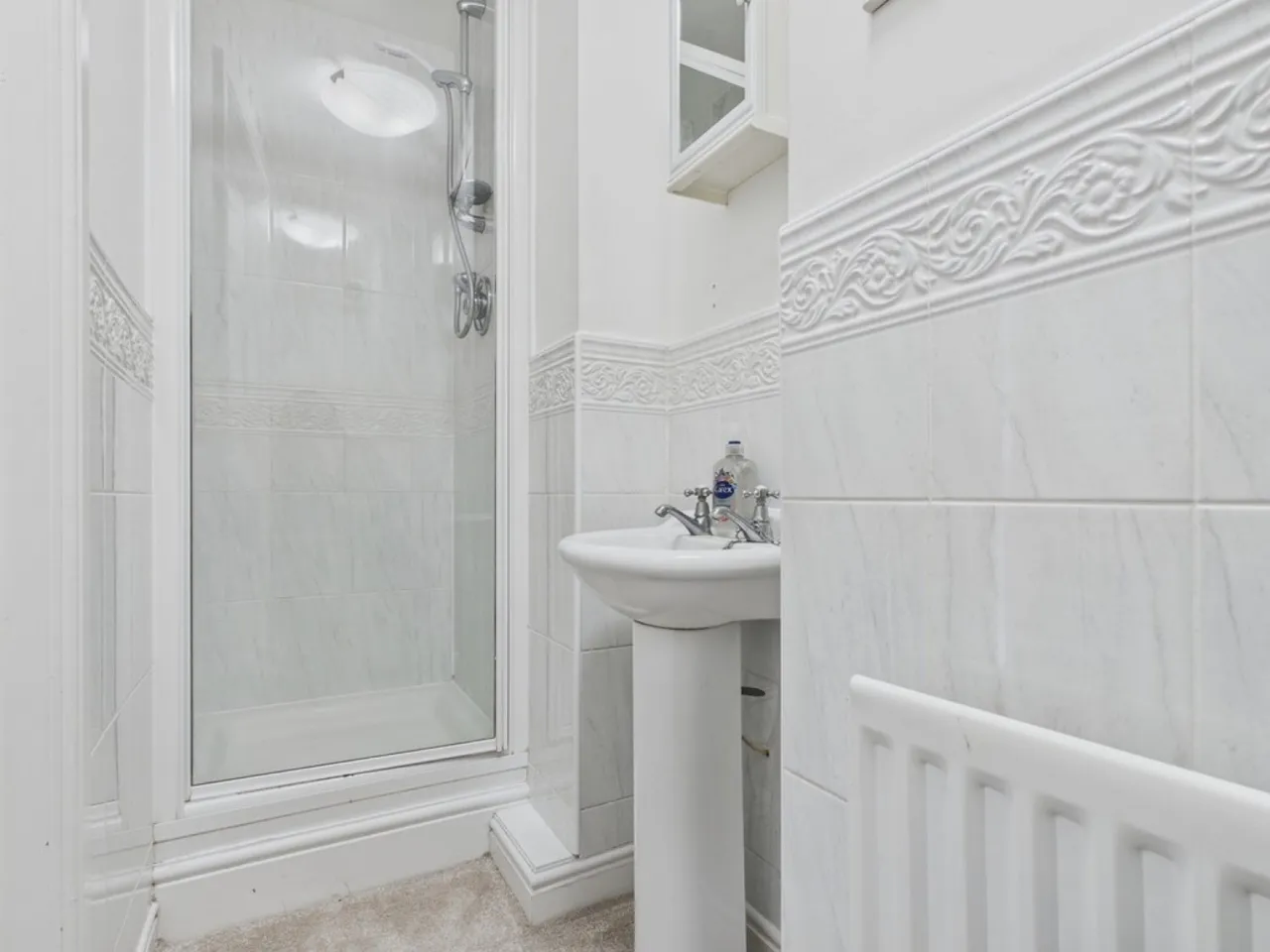 Island Close, Broom, photo 10