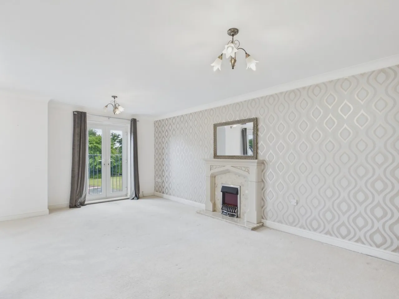 Island Close, Broom, photo 2