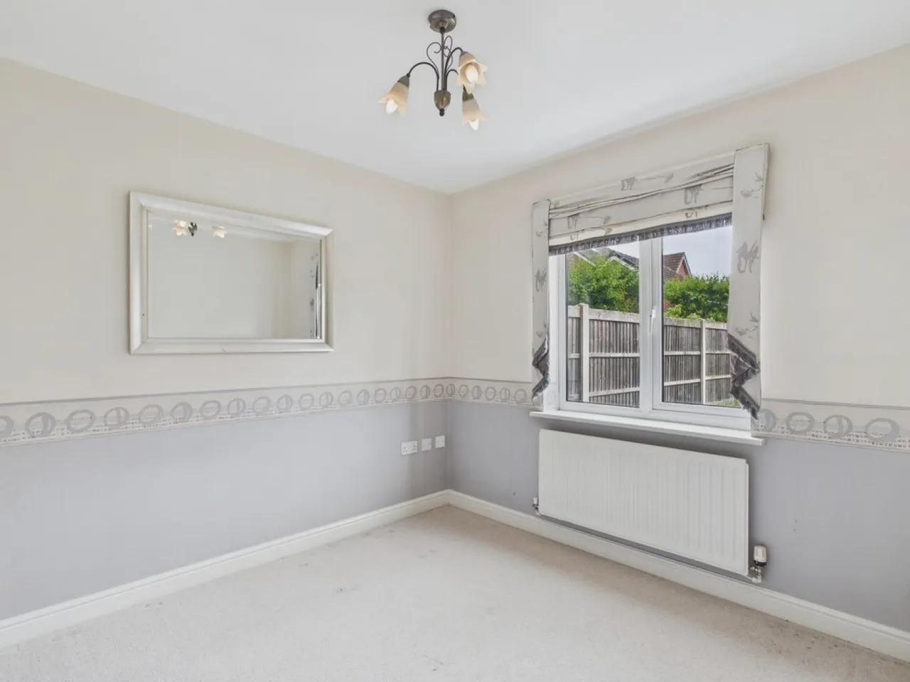 Island Close, Broom, photo 7