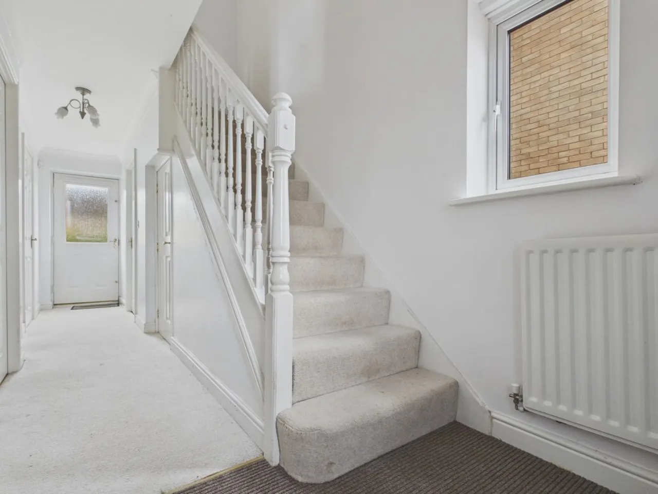 Island Close, Broom, photo 6