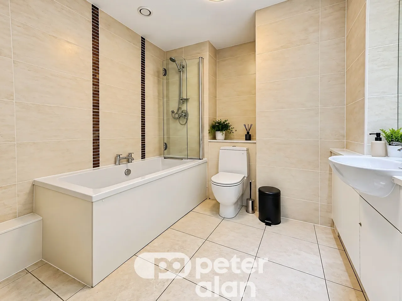 David Morgan Apartments Cardiff, CF10, photo 8