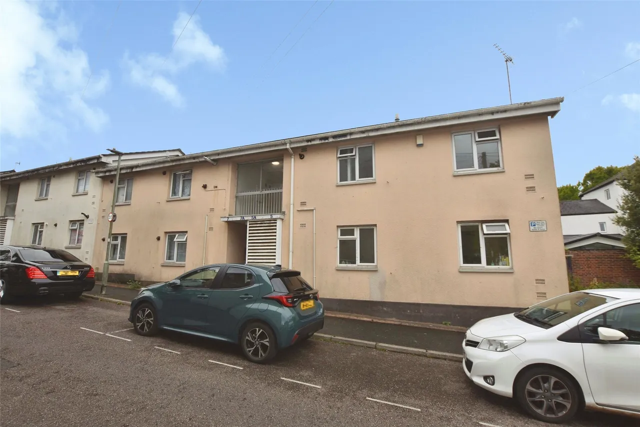 1 bed property for sale — Clifton Street, Exeter, Devon, EX1