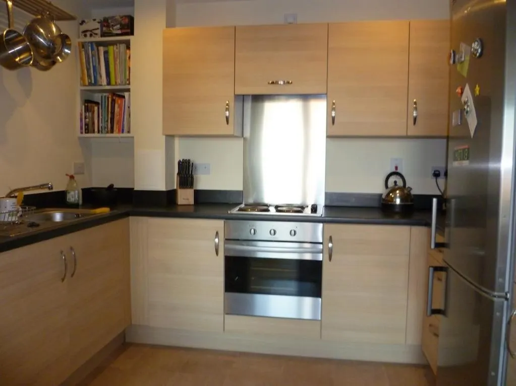 11-14 St. Albans Road, Watford, photo 4