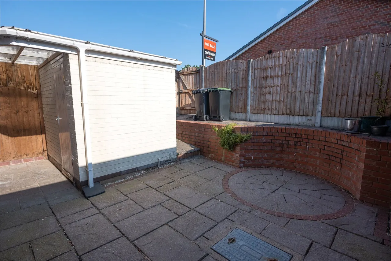 Spenser Walk, Catshill, Bromsgrove, Worcestershire, B61 0NE, photo 16