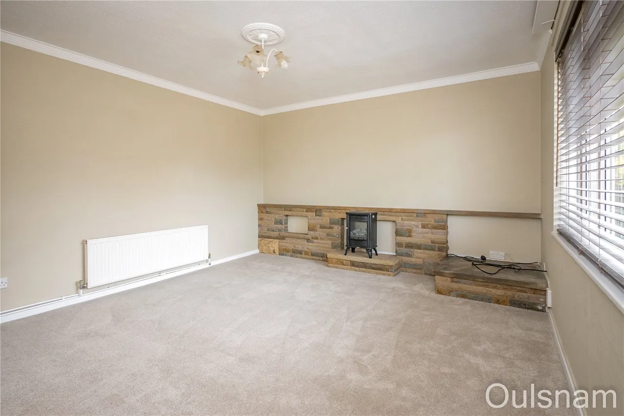 Spenser Walk, Catshill, Bromsgrove, Worcestershire, B61 0NE, photo 4