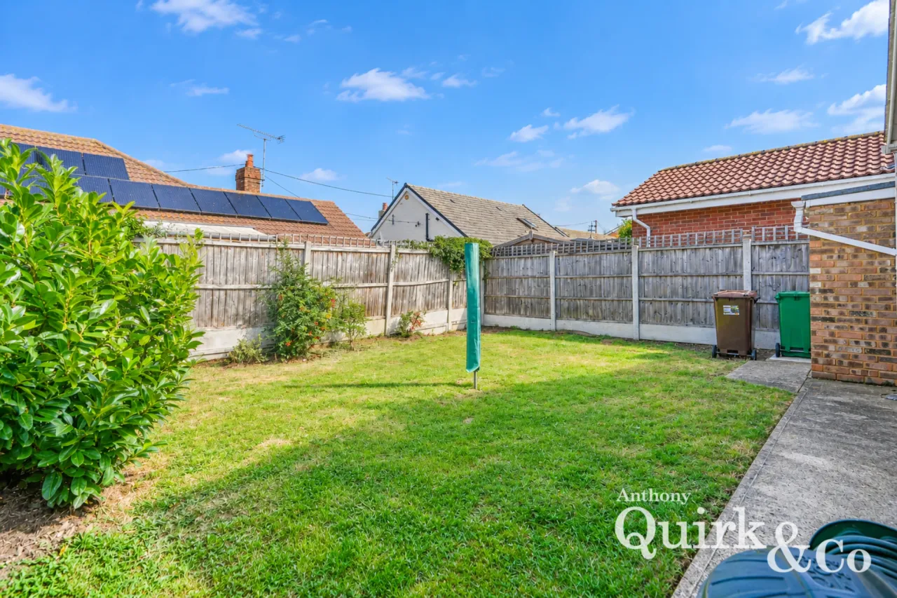 Telese Avenue, Canvey Island, SS8, photo 10